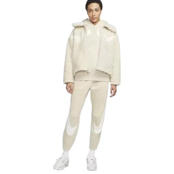 Nike Sportswear Swoosh Full Zip Sherpa Jacket Sail Women’s Size Large - Picture 7 of 8